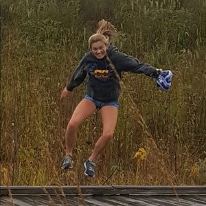 Meet your Posher, Kayla